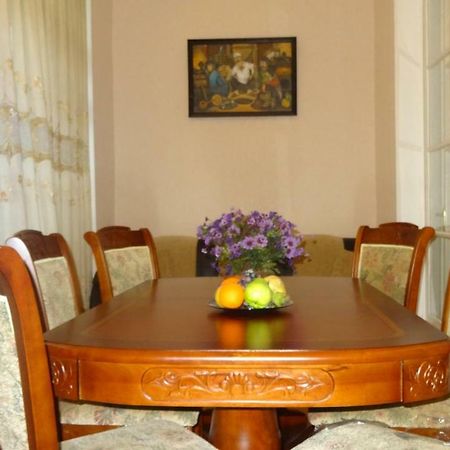Apartment Vake-Saburtalo Tiflis Dış mekan fotoğraf